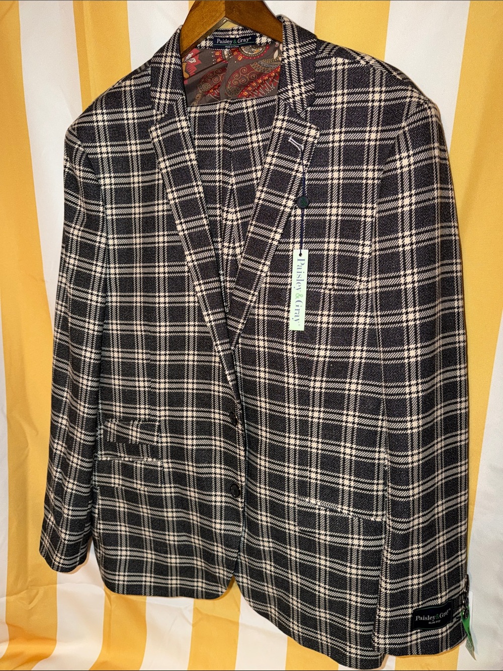 Paisley & Gray Men’s 48R 40X32 NEW Plaid Suit